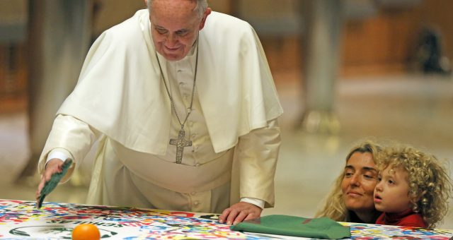 Papa Francisco com o relançamento da sua iniciativa «Pacto Educativo Global»